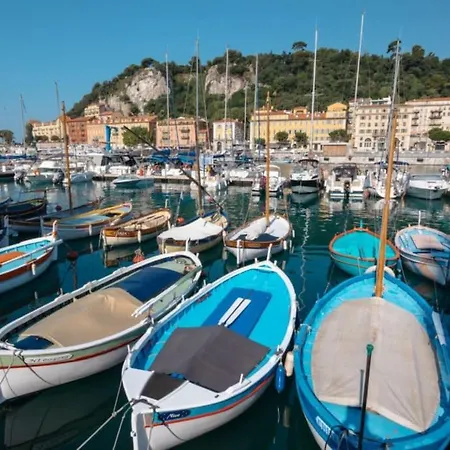 Chic Vieux 3 Min De La Appartamento