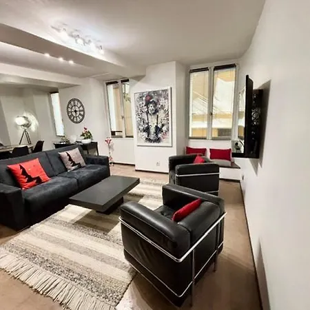 Apartment Chic Vieux 3 Min De La , Clim, 4 Pers Nizza