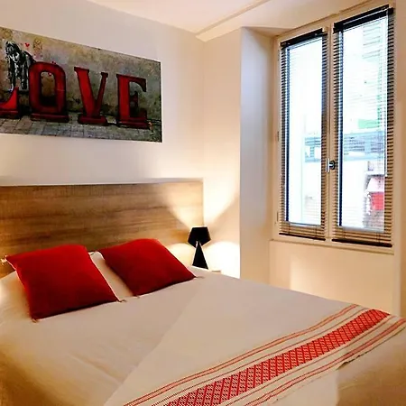 Chic Vieux 3 Min De La Apartament